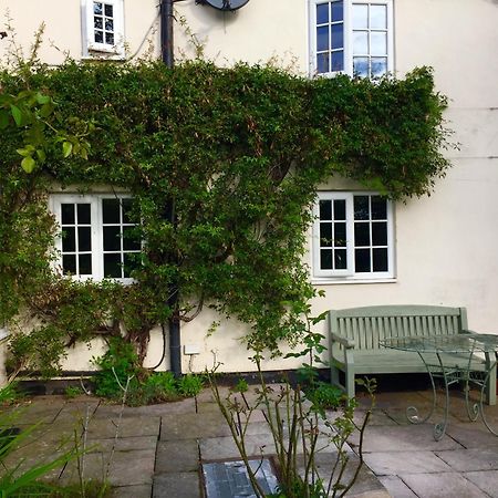 Mulsford Cottage Malpas  Экстерьер фото